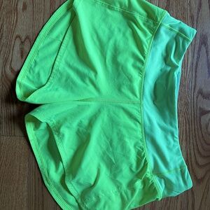 Lululemon Speed Up shorts highlighter yellow 4” mid rise Size 6